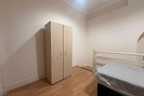 1 bedroom flat to rent, Caledonian Road, London N1