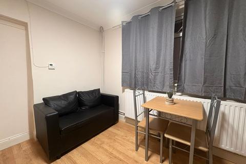1 bedroom flat to rent, Caledonian Road, London N1