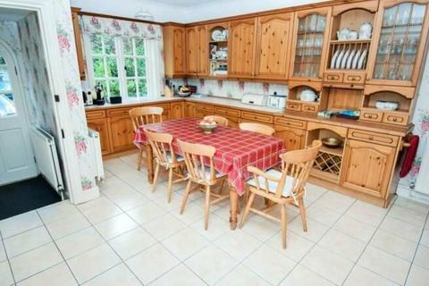 6 bedroom detached house for sale, Coventry Road, Fillongley, Coventry, Warwickshire, CV7 8EQ