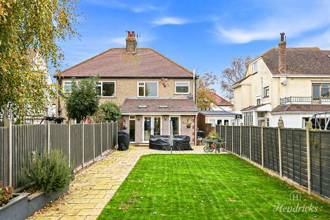 undefined, Thorpedene Gardens, Southend-on-sea, SS3 9