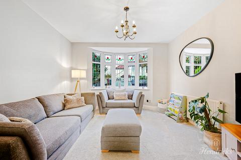 undefined, Thorpedene Gardens, Southend-on-sea, SS3 9