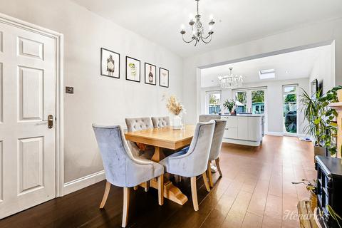 undefined, Thorpedene Gardens, Southend-on-sea, SS3 9