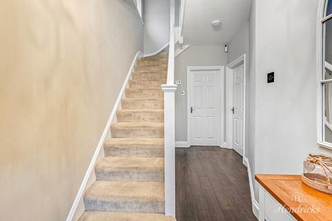 undefined, Thorpedene Gardens, Southend-on-sea, SS3 9