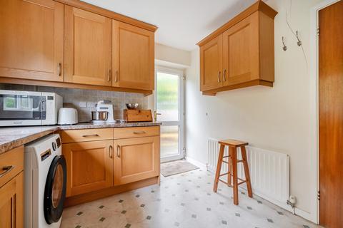 undefined, Saffron Close, Taunton