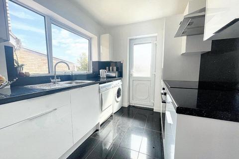 3 bedroom semi-detached house for sale, Hoddern Avenue, Peacehaven, BN10 7QT