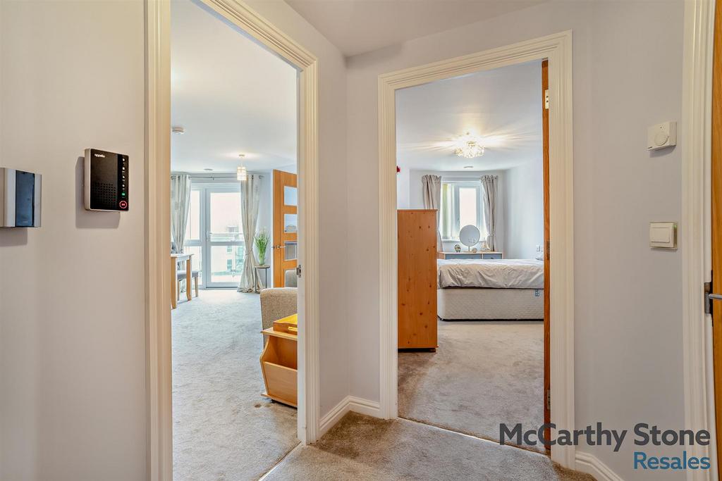 8667041-interior15-800.jpg