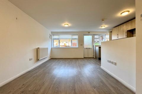 1 bedroom flat to rent, St Johns Road, Chelmsford, Essex, CM2 0PD