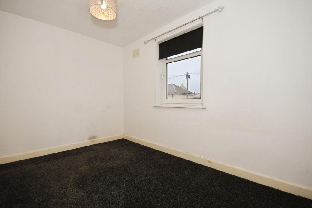 BEDROOM 3.jpg