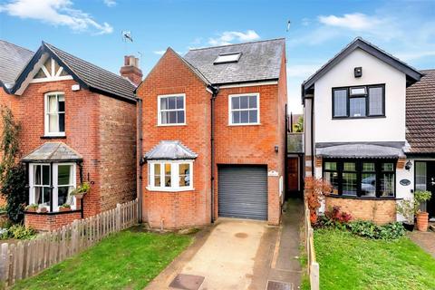 4 bedroom detached house for sale, The Green, Theydon Bois