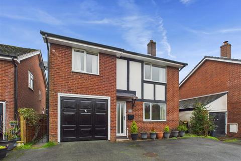 undefined, Maes Gwyn, Llanfair Caereinion, Welshpool
