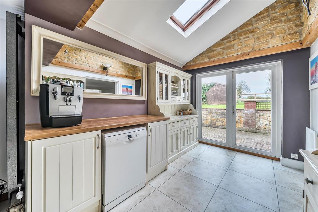 Breakfast Room