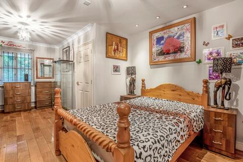 undefined, Buckley Close, London SE23