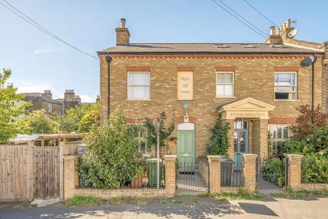 undefined, Blythe Hill Lane, London SE6