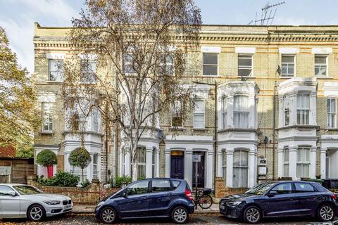 2 bedroom flat for sale, Dynham Road, London NW6