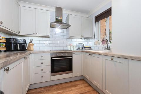 2 bedroom semi-detached house for sale, Essenhigh Drive, Worthing