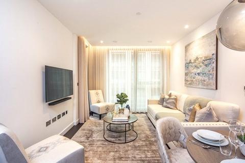 2 bedroom apartment to rent, Charles Clowes Walk, London, SW11