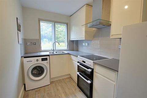 2 bedroom apartment for sale, Railway Terrace, Kings Langley