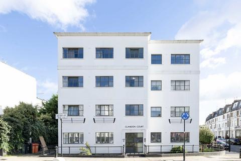 Sinclair Gardens, London W14