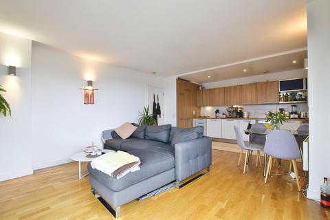 2 bedroom house to rent, Goulden Street, Manchester, Greater Manchester, M4