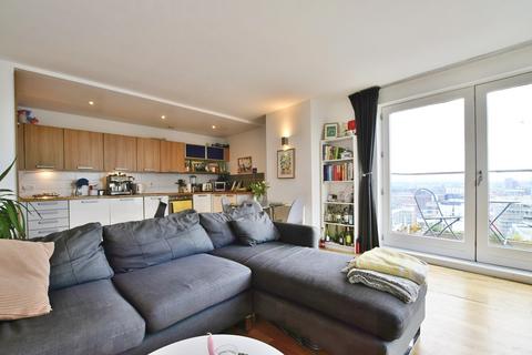 2 bedroom house to rent, Goulden Street, Manchester, Greater Manchester, M4