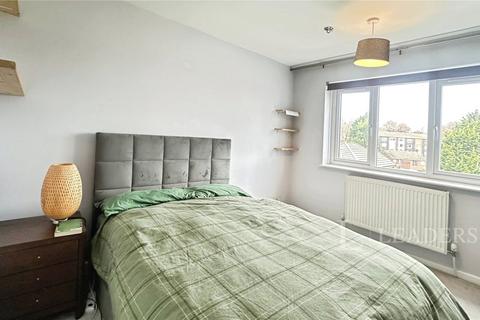 undefined, Russell Rise, Luton, Bedfordshire, LU1