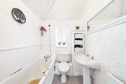 2 bedroom end of terrace house for sale, Laurel Close, Dartford