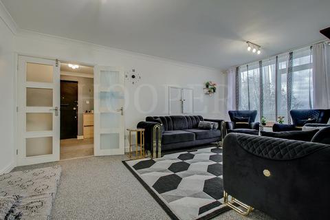 2 bedroom flat for sale - Dollis Hill Lane, London, NW2
