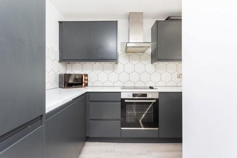 2 bedroom apartment for sale, Glovers Court, Preston, Lancashire, PR1 3LZ