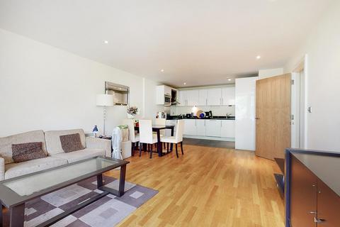 2 bedroom apartment to rent, Drayton Park, London