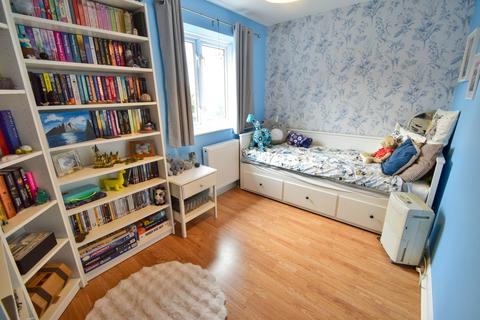 2 bedroom semi-detached house for sale, Winchelsea Road, Walderslade, Chatham, ME5