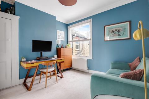 12b Royston Road, London, SE20 7QN