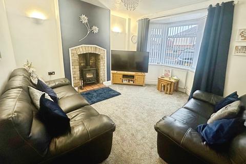 3 bedroom semi-detached house for sale, Earls Drive, Newcastle upon Tyne, NE15