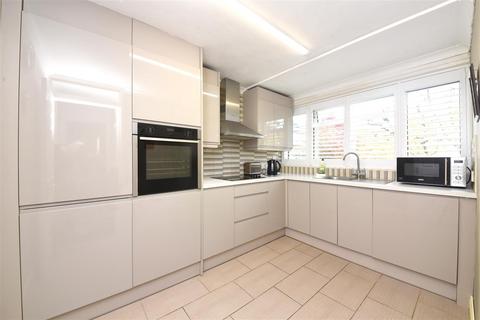 undefined, Henfield Close, Archway, N19