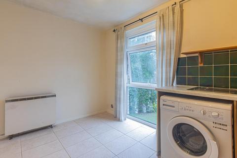 undefined, Cogan Court, Penarth CF64