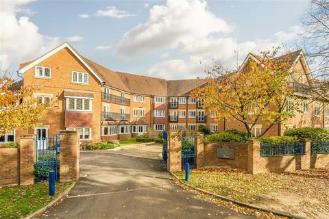 Udney Park Road, Teddington TW11