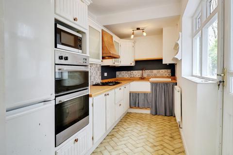 undefined, North Street, Rochford, SS4