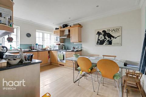 undefined, Devereaux Court, Ipswich