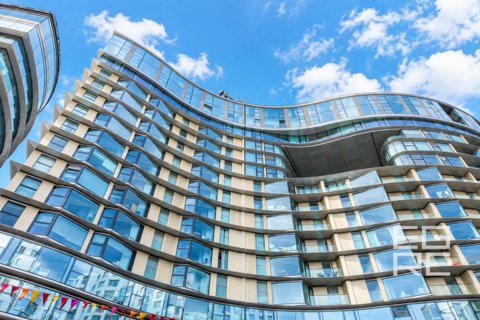 Studio for sale, Oakley House, London SW11