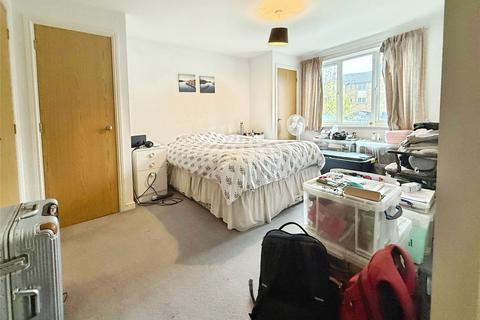 undefined, Branagh Court, Reading