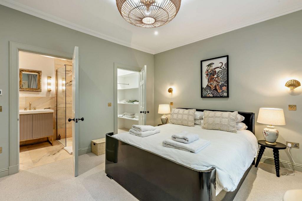 Ensuite