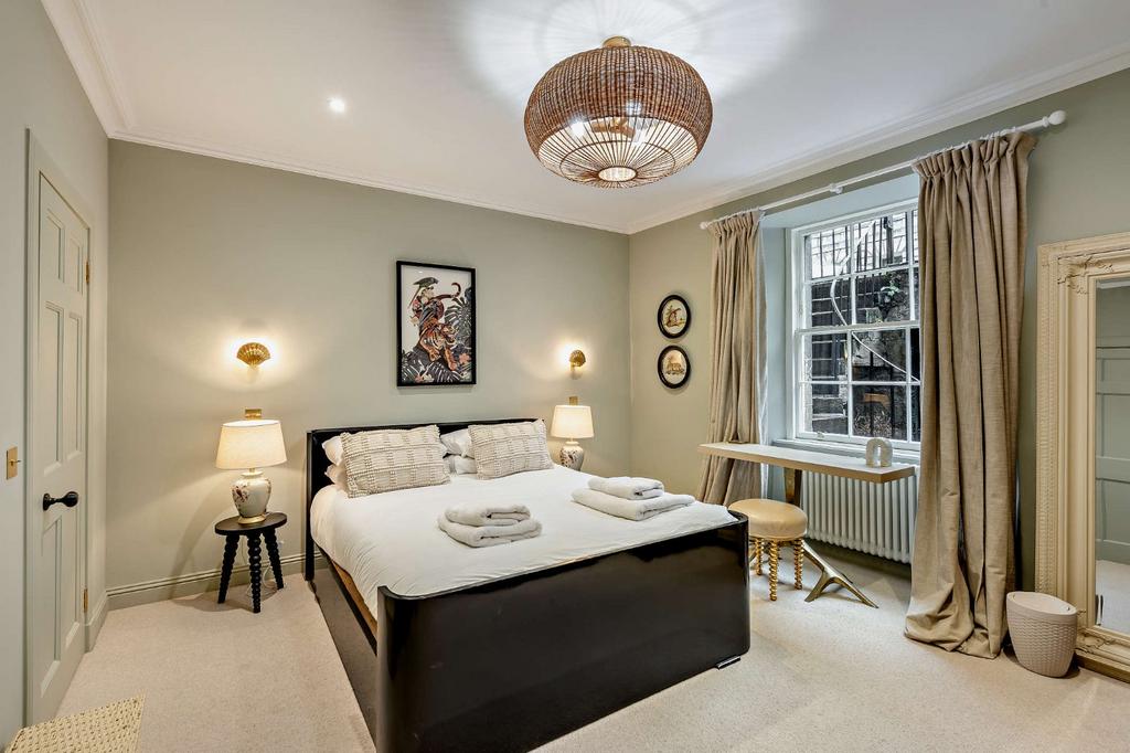 Large Bedroom