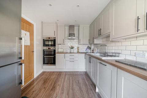 undefined, Cromwell Avenue,  Thame,  Oxfordshire,  OX9