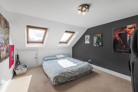 38 Eversley Road, Surbiton, KT5 8BQ