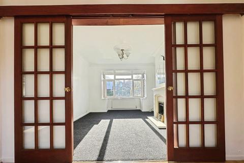 3 bedroom semi-detached house to rent, York Road, Grappenhall, Warrington, Cheshire, WA4