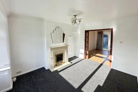 3 bedroom semi-detached house to rent, York Road, Grappenhall, Warrington, Cheshire, WA4