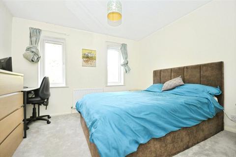 2 bedroom house to rent, Cedarhurst, Bromley BR1