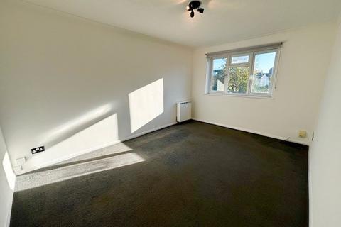 undefined, Ash Grove, London SE20