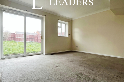 3 bedroom semi-detached house to rent, Yarrow Close, Worcester, WR5