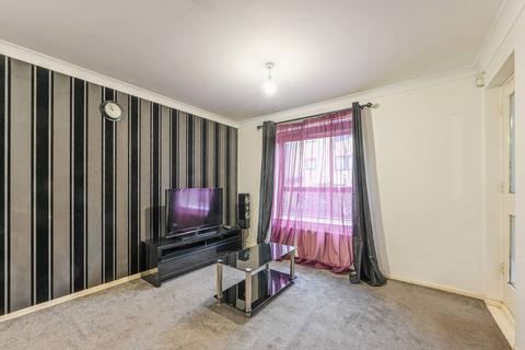 2 bedroom flat for sale, Horseshoe Close, Isle Of Dogs, London, E14