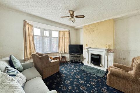 3 bedroom detached bungalow for sale, 21 Knowles Avenue Rhyl